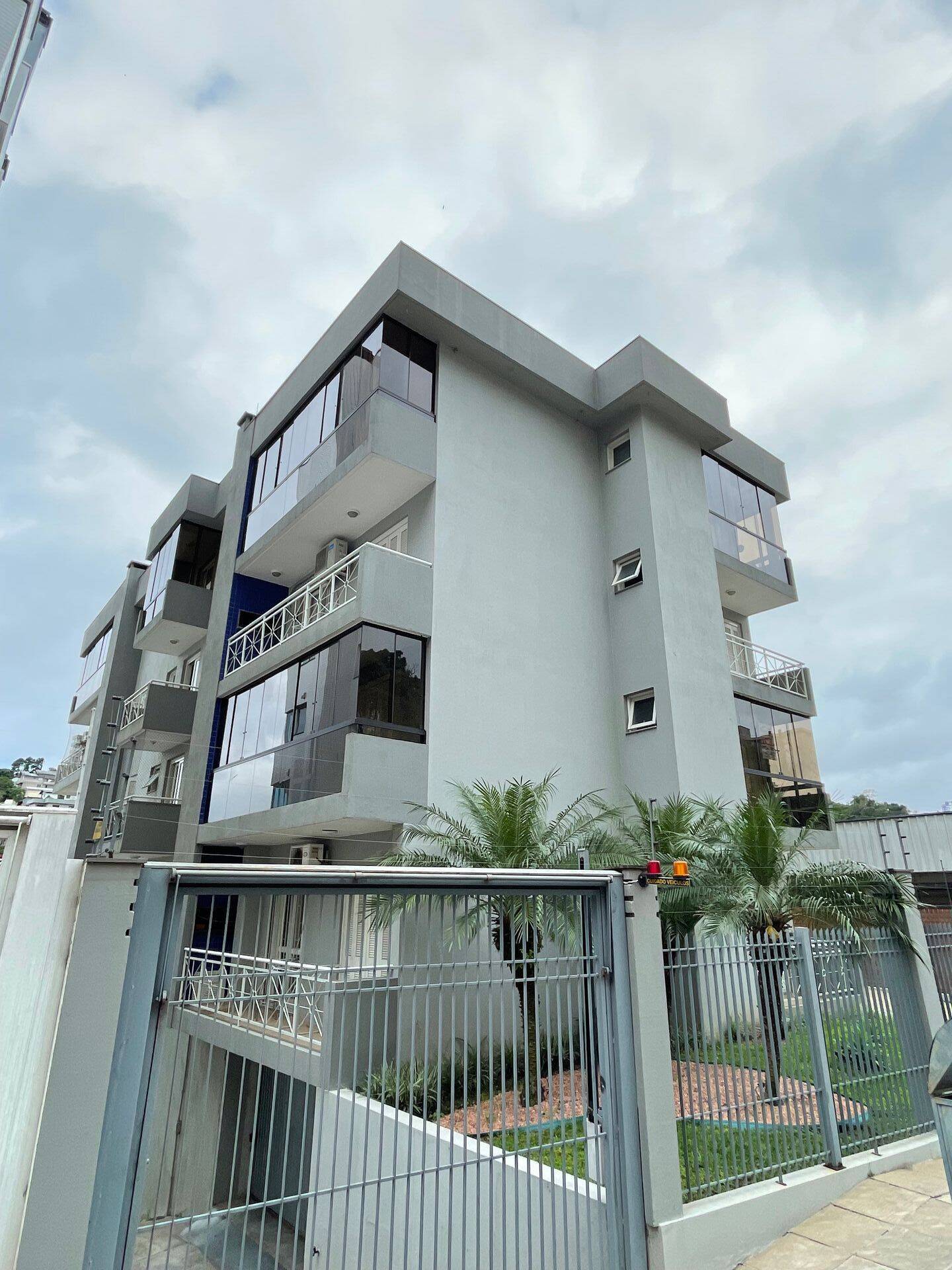 #2140 - Apartamento para Venda em Bento Gonçalves - RS