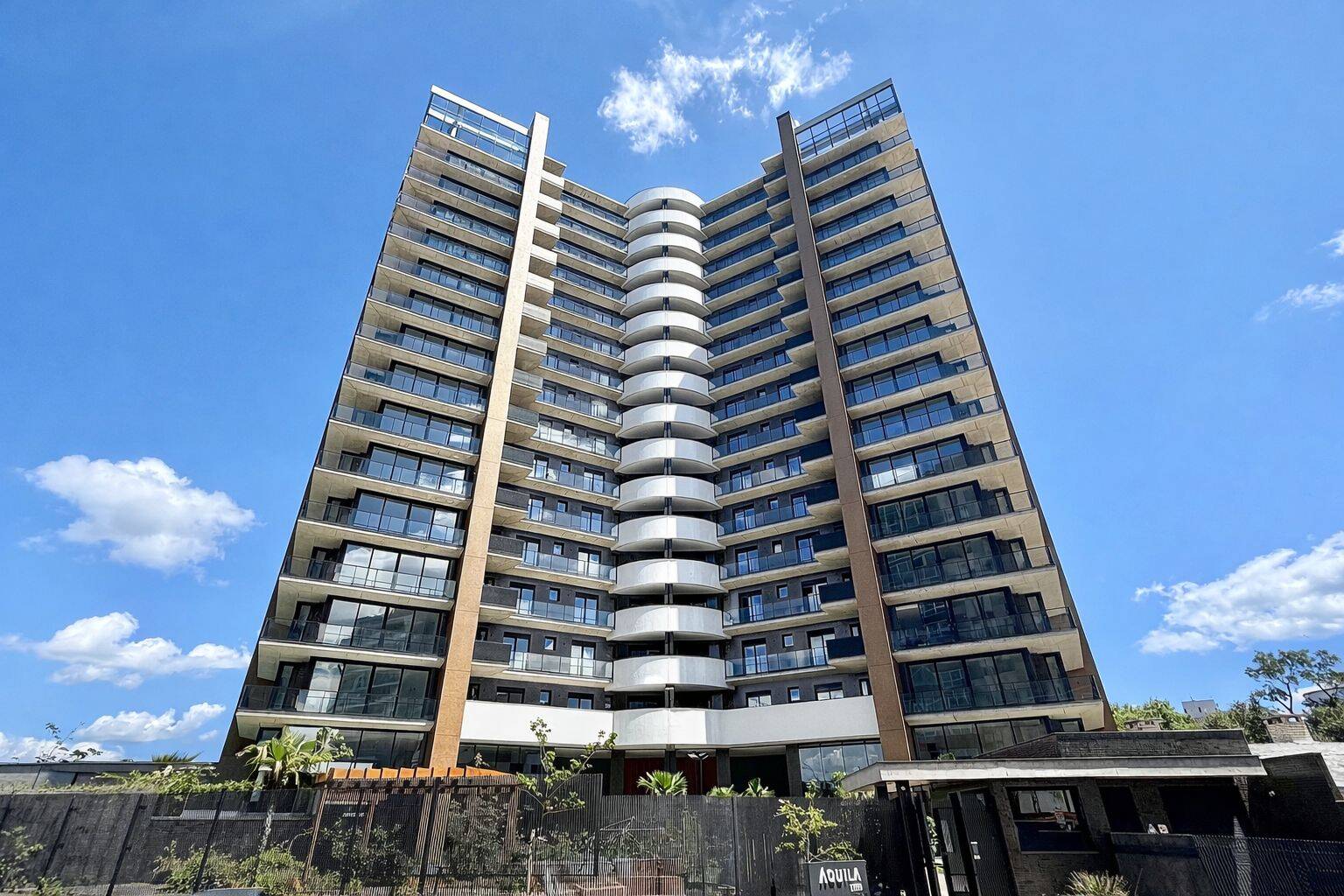 #2400 - Apartamento para Venda em Bento Gonçalves - RS