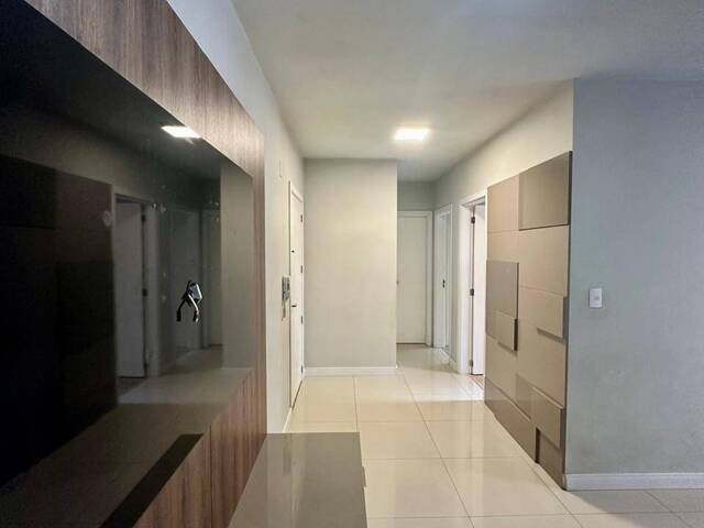 #2281 - Apartamento para Venda em Bento Gonçalves - RS - 2