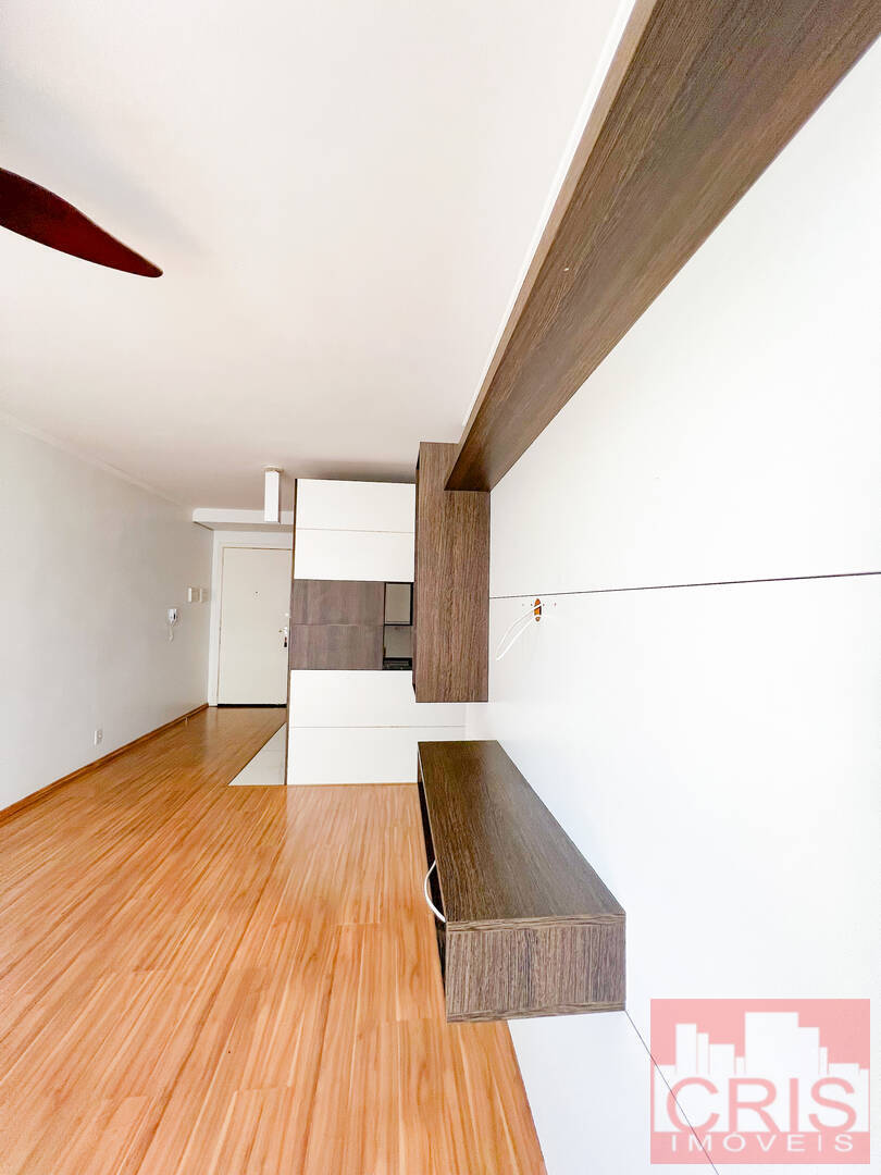 Apartamento à venda com 2 quartos, 57m² - Foto 3