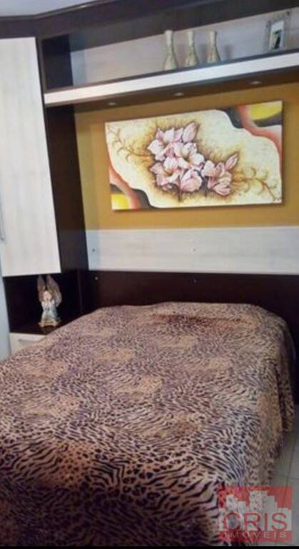 Apartamento à venda com 2 quartos, 79m² - Foto 5